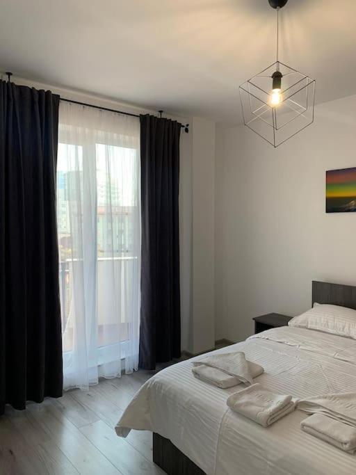 Cozy Apartment In The Center Of Cluj Napoca Bagian luar foto